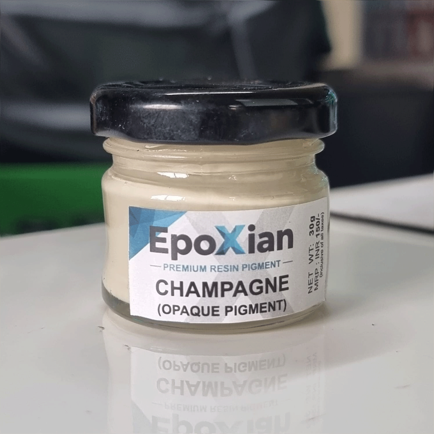 Champagne - Resin Opaque Pigment Paste hover