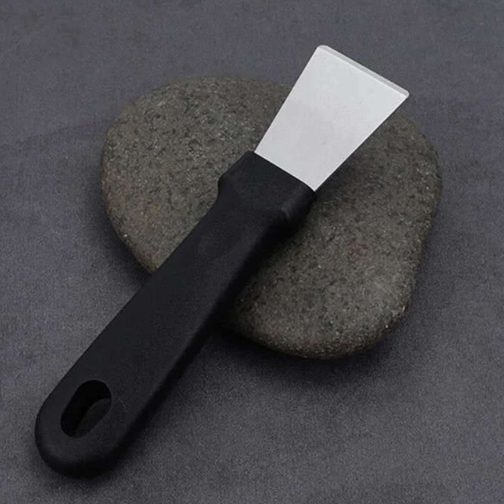 Scrapper With Blade